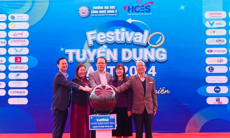 Festival tuyển dụng EAUT 2024: Cơ hội tìm kiếm việc làm cho sinh viên, người lao động