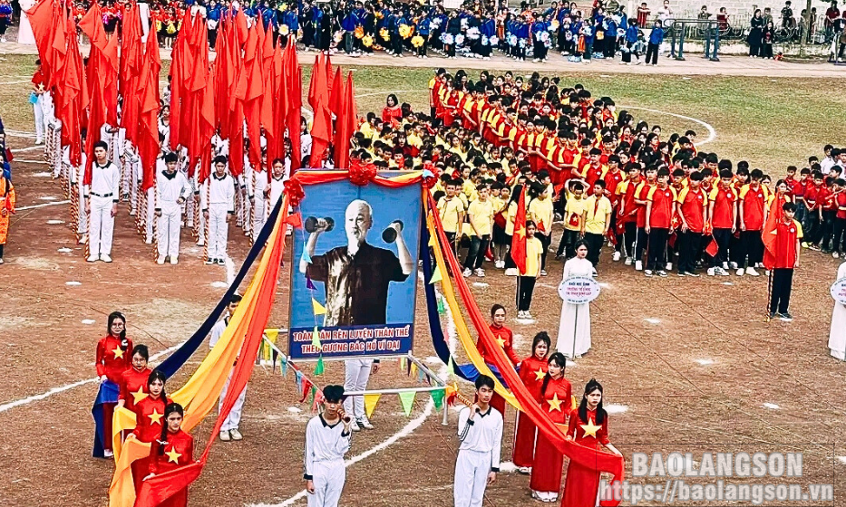 Hơn 1.300 vận động viên tham gia Hội khỏe Phù Đổng huyện Đình Lập