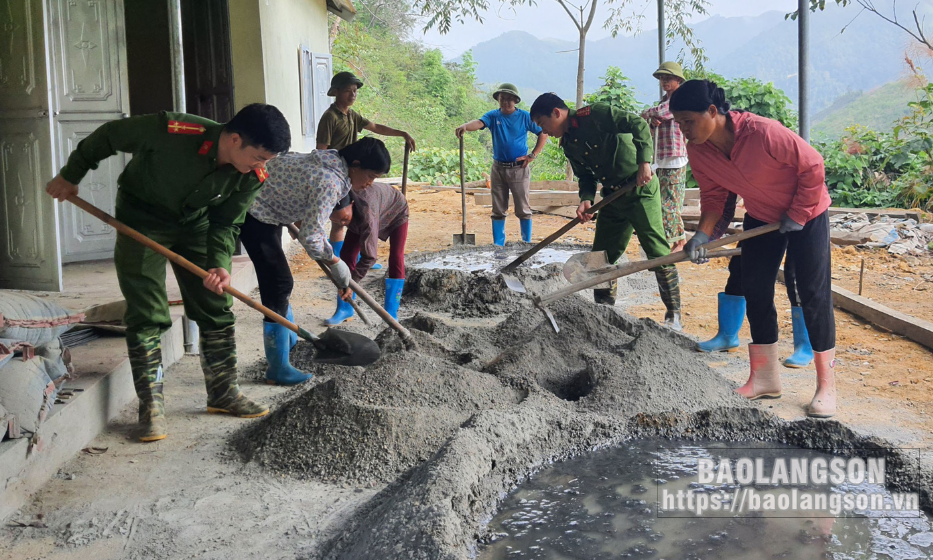 Xây dựng nông thôn mới ở Bình Gia: Sức dân vùng khó