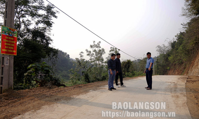 Xây dựng nông thôn mới: Chủ động ở xã vùng khó