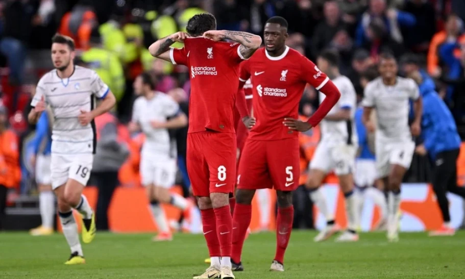 Europa League: Liverpool thua sốc 0-3 tại Anfield, Leverkusen chiếm ưu thế