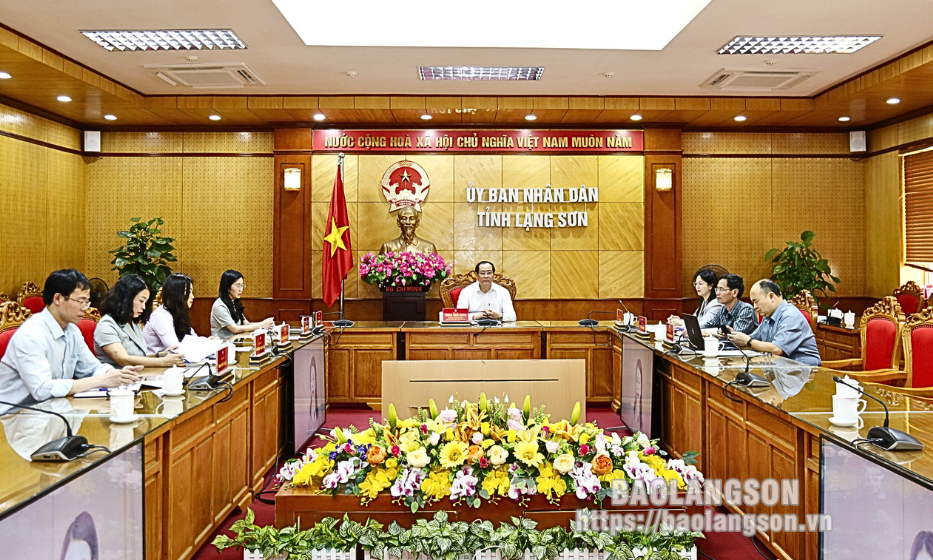 Tiếp tục nghiên cứu, hoàn chỉnh các quy định, văn bản pháp quy liên quan đến công tác phi chính phủ nước