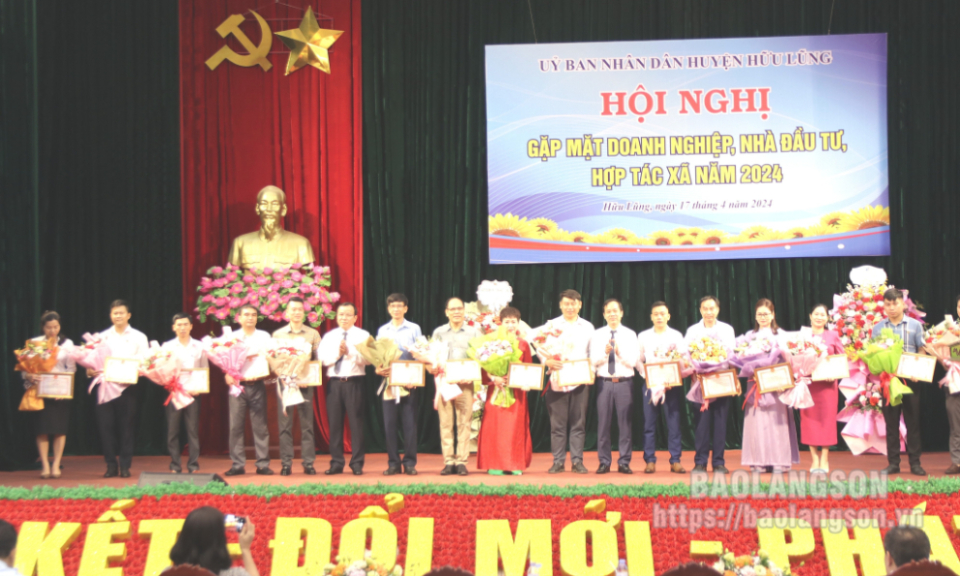 Lãnh đạo huyện Hữu Lũng gặp mặt doanh nghiệp, nhà đầu tư, hợp tác xã
