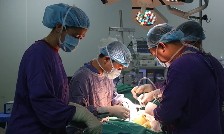 Sửa Luật Bảo hiểm y tế để giải quyết các vướng mắc, bất cập phát sinh