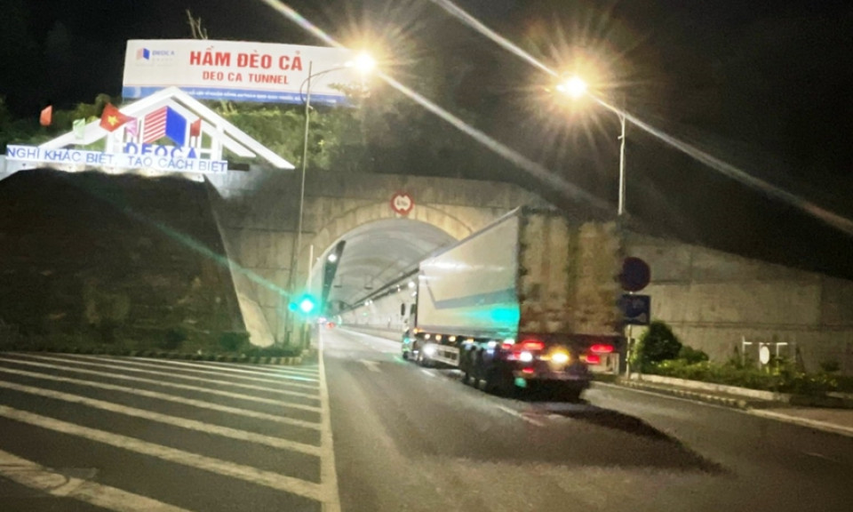 Không có việc sụt lún hầm đường bộ qua Đèo Cả