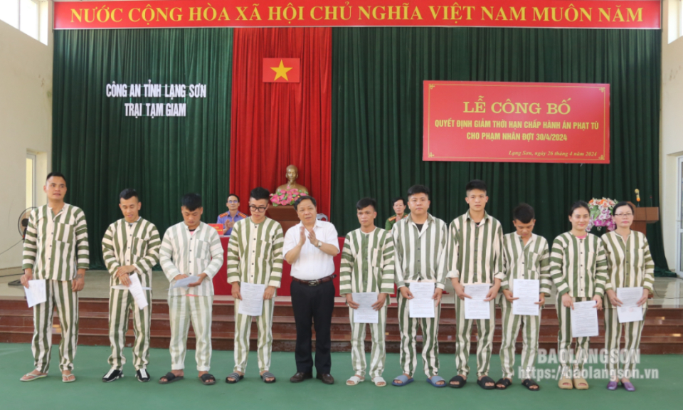 25 phạm nhân được giảm thời hạn chấp hành án phạt tù đợt 30/4