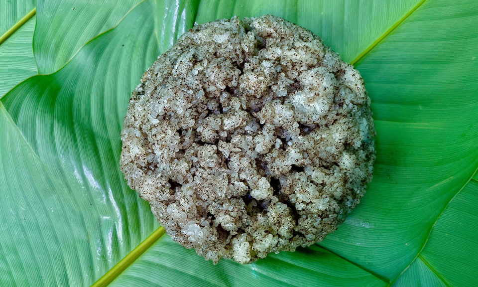 Thơm bùi xôi hạt ngà ngoóc