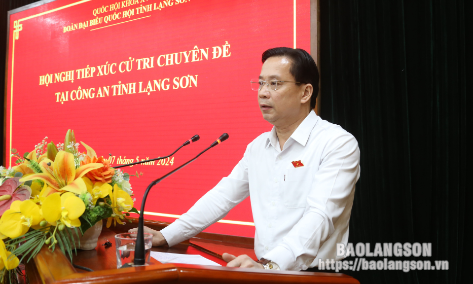 Đoàn đại biểu Quốc hội tỉnh tiếp xúc cử tri theo chuyên đề tại Công an tỉnh