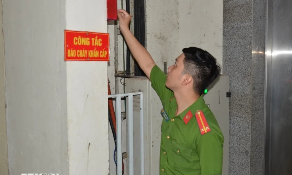 Quy định thẩm quyền đình chỉ cơ sở không bảo đảm an toàn phòng cháy