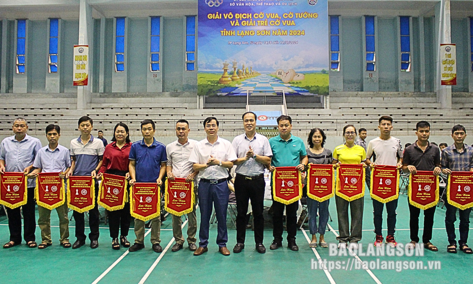 Gần 170 vận động viên thi đấu tại Giải vô địch cờ vua, cờ tướng và giải trẻ cờ vua tỉnh năm 2024