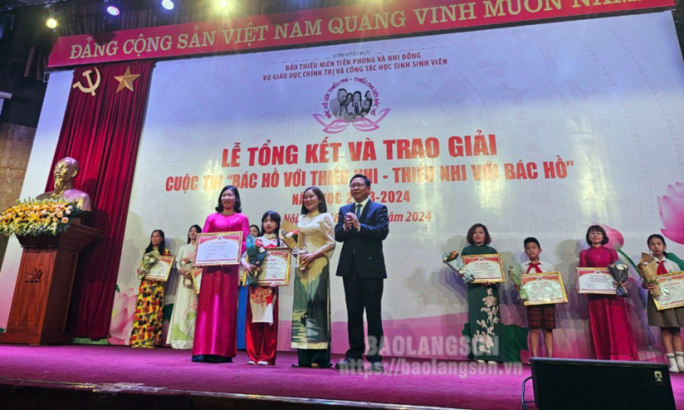 Trường Tiểu học Đồng Đăng đạt giải nhì toàn quốc cuộc thi “Bác Hồ với thiếu nhi - Thiếu nhi với Bác Hồ