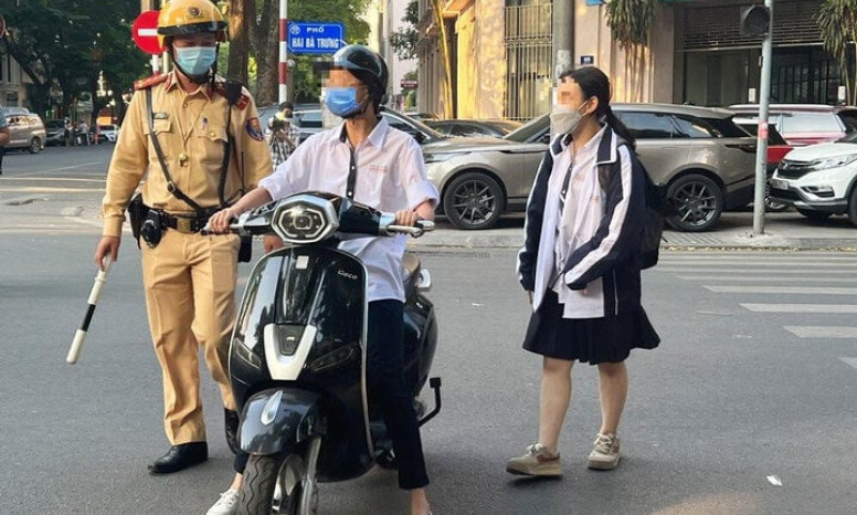 Vì sao cần dạy kỹ năng lái xe an toàn cho học sinh cấp 3?