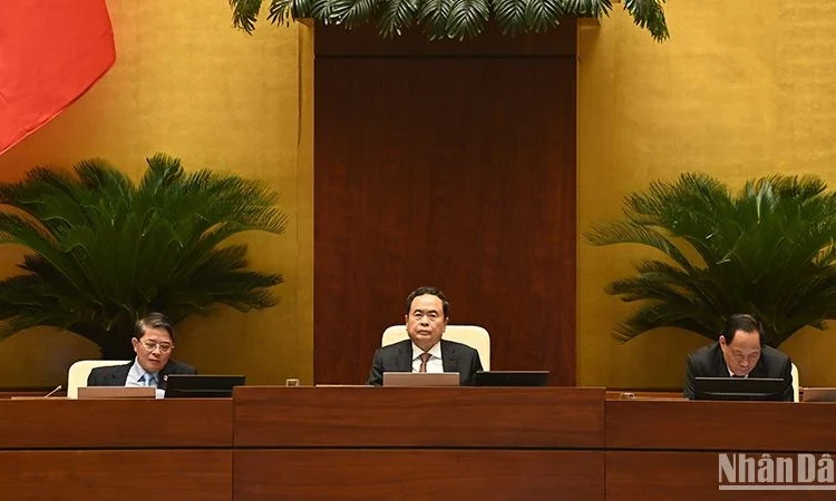 Xây dựng và phát triển nền văn hóa Việt Nam tiên tiến, đậm đà bản sắc dân tộc