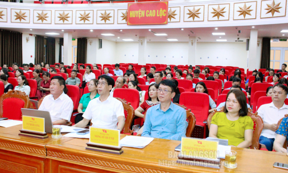Cao Lộc: Gần 800 đại biểu dự hội nghị quán triệt, triển khai một số quy định, chỉ thị, nghị quyết của