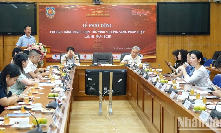 Lan tỏa tinh thần thượng tôn pháp luật, đưa pháp luật vào đời sống
