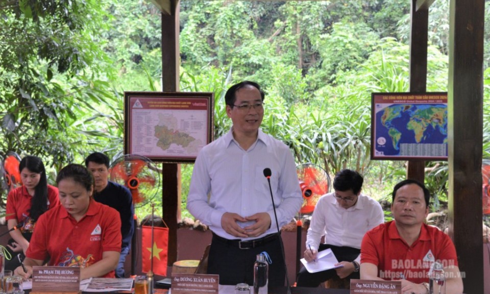 Lãnh đạo UBND tỉnh đón tiếp Đoàn chuyên gia UNESCO đến Lạng Sơn