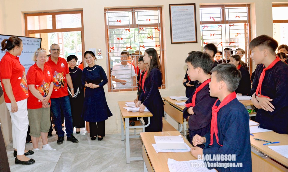 Tập trung khai thác tiềm năng, phát huy thế mạnh du lịch văn hoá