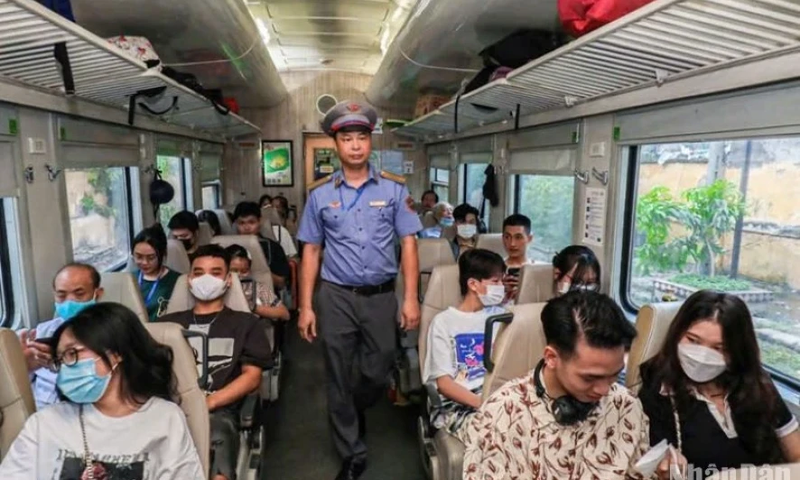 Đường sắt bán gần 66 nghìn vé dịp Quốc khánh