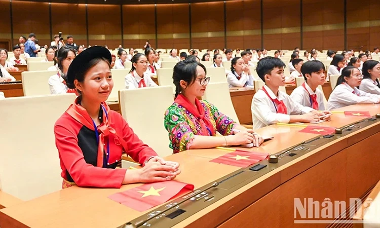 Vai trò trẻ em trong hoạt động chính trị-xã hội