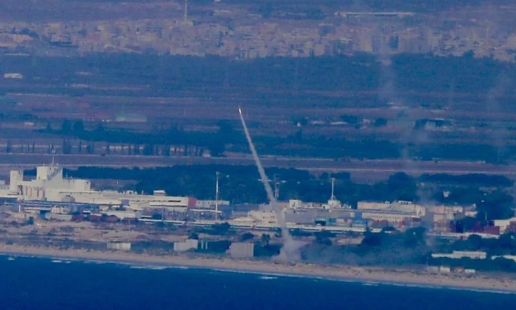 Quân đội Israel đánh chặn nhiều thiết bị bay không người lái từ Liban