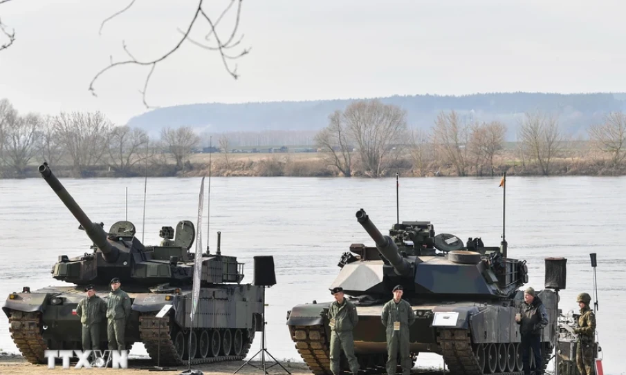 NATO tiêu chuẩn hóa trang thiết bị quân sự để tăng cường sức mạnh liên minh