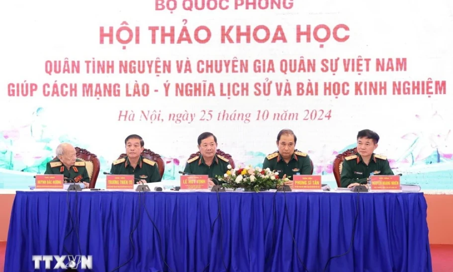 Củng cố, xây đắp truyền thống đoàn kết chiến đấu đặc biệt Việt Nam-Lào