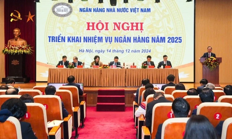Linh hoạt điều hành, bảo đảm an toàn hoạt động của hệ thống tổ chức tín dụng
