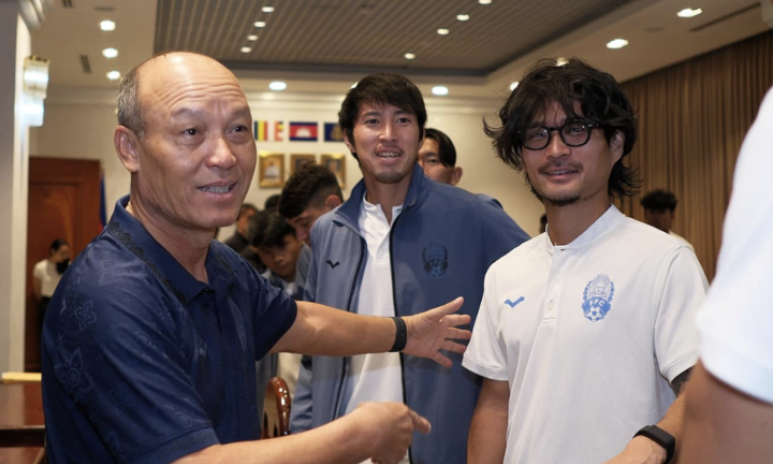 Vỡ mộng gặp Việt Nam ở bán kết AFF Cup, tuyển Campuchia nhận thưởng 'khiêm tốn'