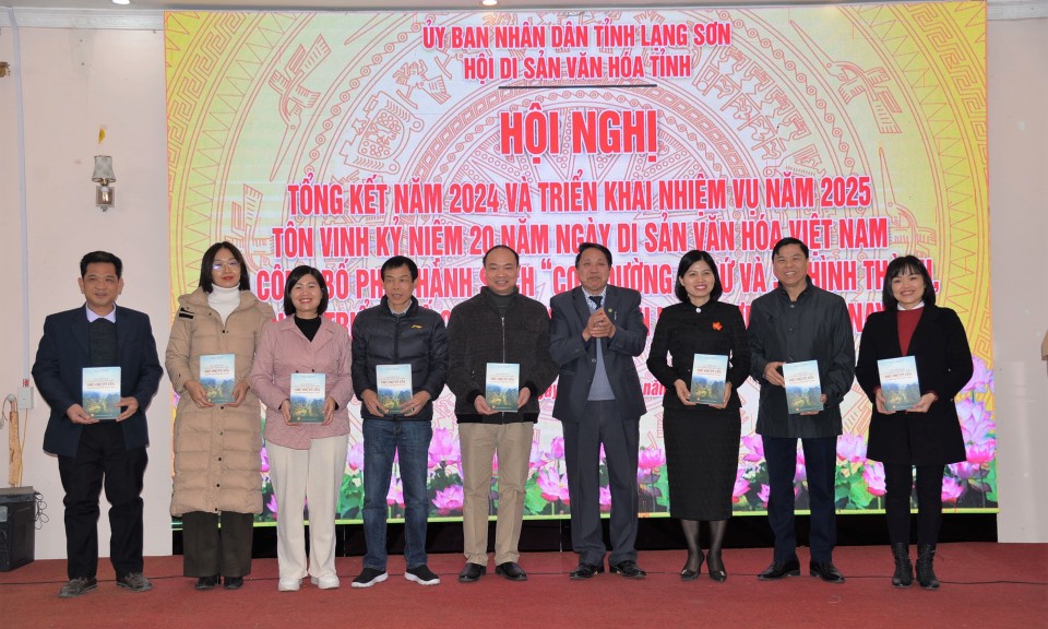 Hội Di sản Văn hoá tỉnh: Tổng kết năm 2024 và tôn vinh kỷ niệm 20 năm ngày Di sản văn hoá Việt Nam
