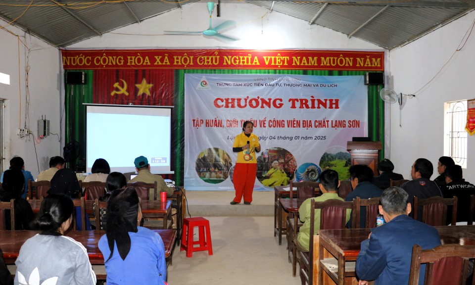 100 đại biểu tham dự tập huấn, giới thiệu về Công viên địa chất Lạng Sơn