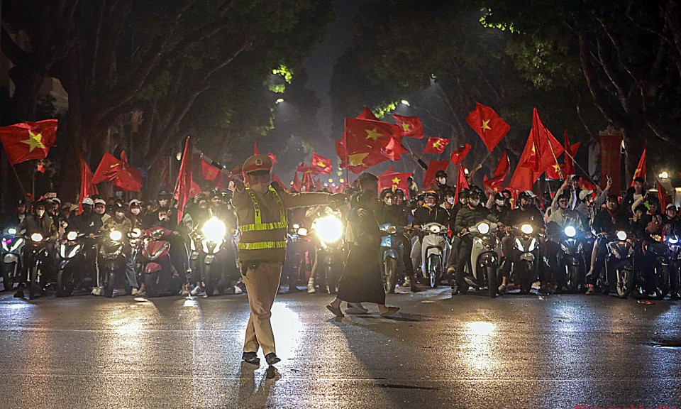 Vượt đèn đỏ không bị xử phạt trong những trường hợp nào?