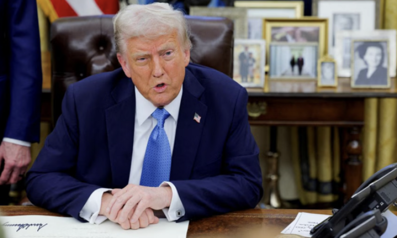 Các nước phản ứng 'rắn' sau khi Mỹ tăng thuế, ông Trump tìm cách xoa dịu