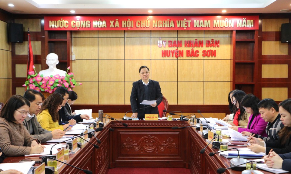 Đoàn giám sát của Thường trực HĐND tỉnh làm việc tại huyện Bắc Sơn