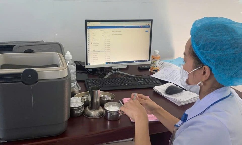 Lập 6 đoàn kiểm tra, giám sát chiến dịch tiêm chủng vaccine sởi