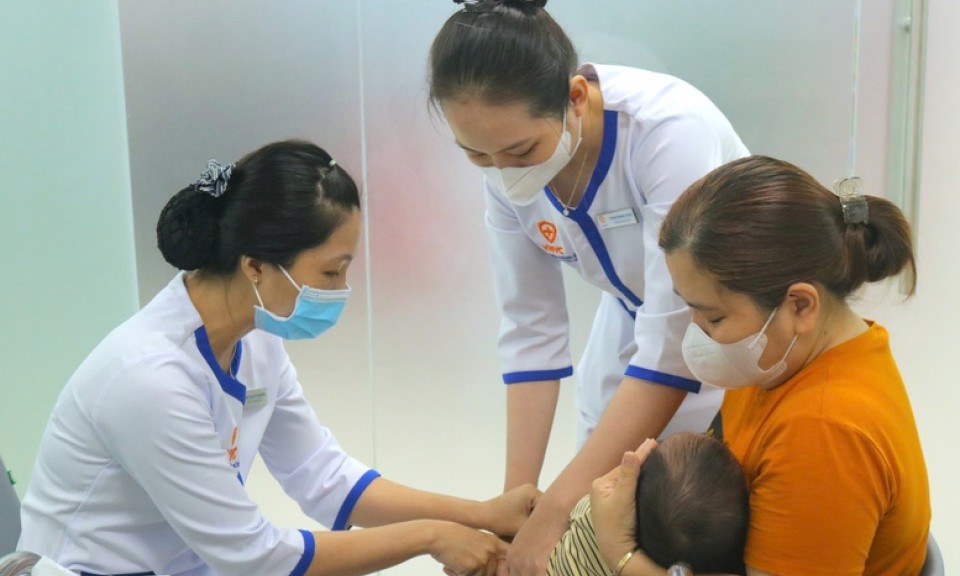 Tiến độ triển khai công điện của Thủ tướng về tiêm vaccine sởi