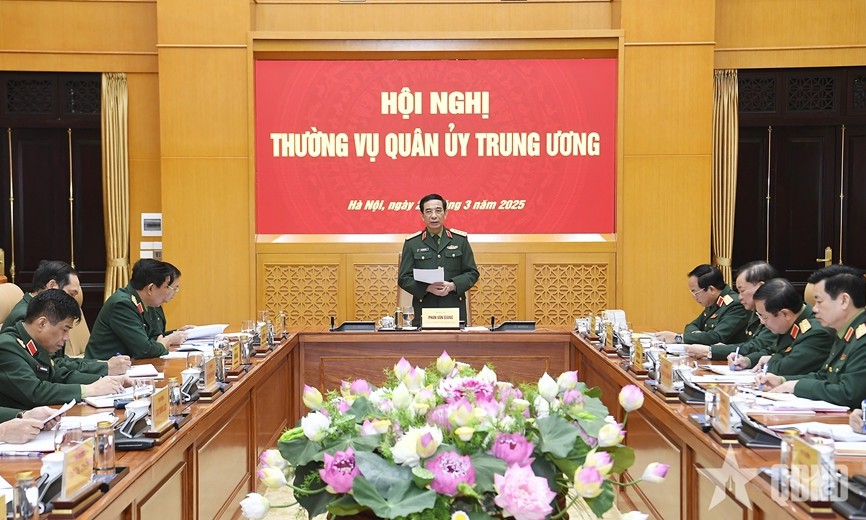 Đại tướng Phan Văn Giang chủ trì Hội nghị Thường vụ Quân ủy Trung ương cho ý kiến vào dự thảo Đề án tổ