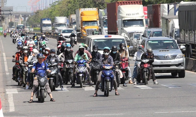 Ngày mai, Bắc Trung Bộ và Đông Nam Bộ nắng nóng, có nơi hơn 37 độ C