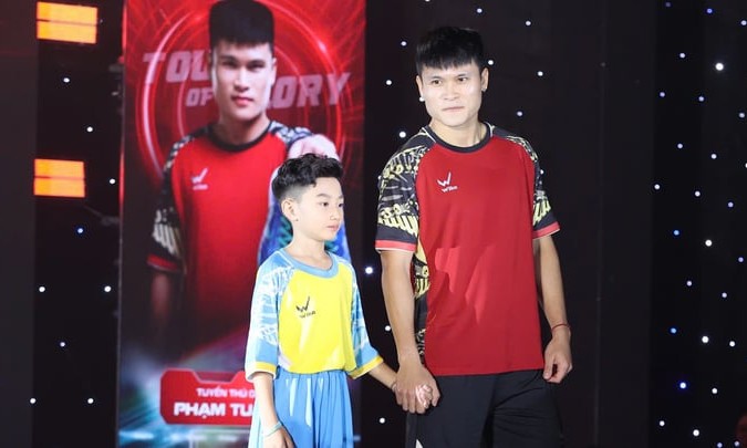Tuấn Hải theo chân Quang Hải, Hoàng Đức, gợi ký ức để đời ở chung kết AFF Cup