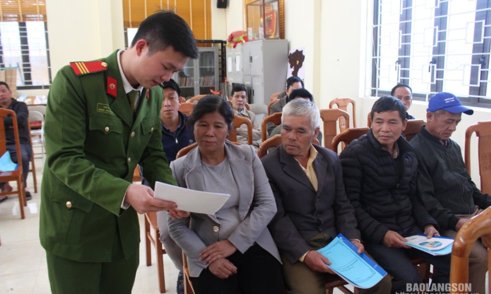 Xã Hoàng Văn Thụ, huyện Văn Lãng: Bảo vệ an ninh Tổ quốc từ những mô hình thiết thực