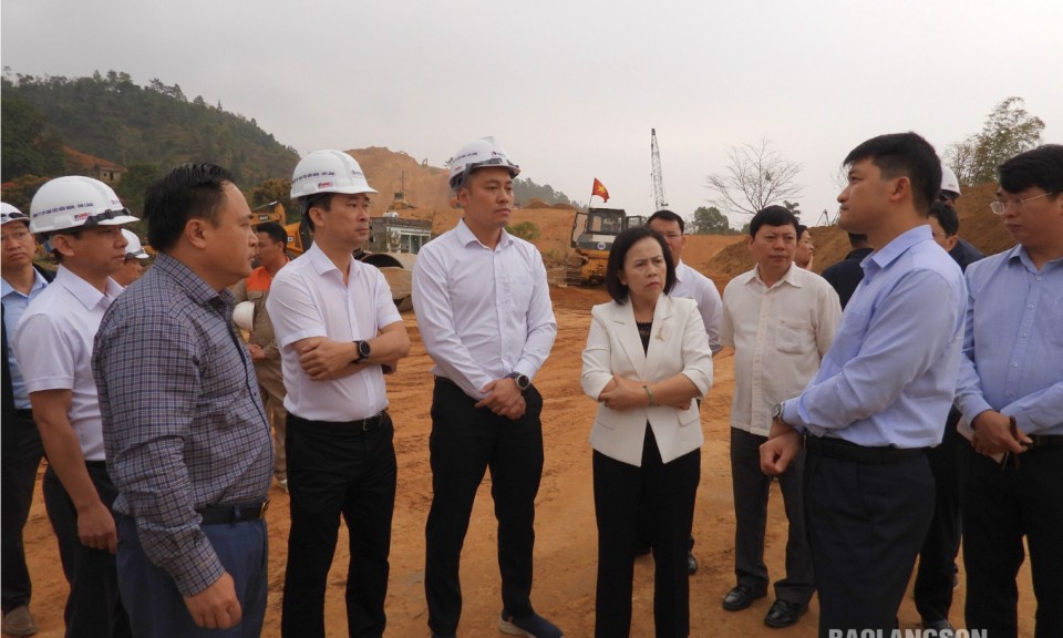 Lãnh đạo tỉnh kiểm tra công tác giải phóng mặt bằng hai dự án cao tốc