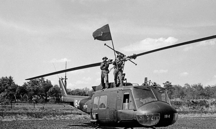 Ngày 30/3/1975: Quân ủy Trung ương gửi điện khen ngợi cán bộ, chiến sĩ và nhân dân Tây Nguyên