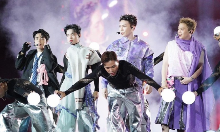 Concert 'Chông gai' 5 ra miền Bắc, liệu 'Say hi' có tổ chức đêm thứ 6?