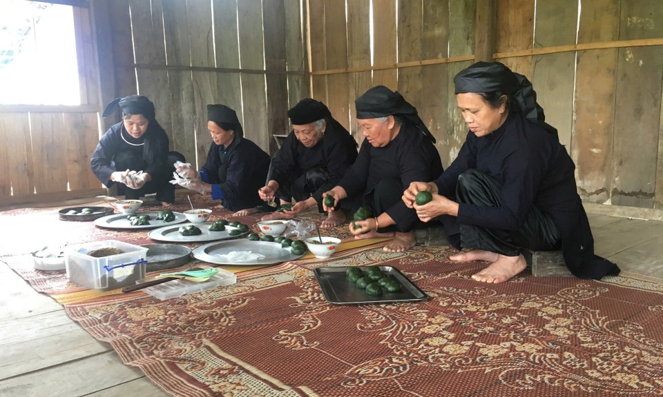 Tết Thanh minh: Hướng về nguồn cội