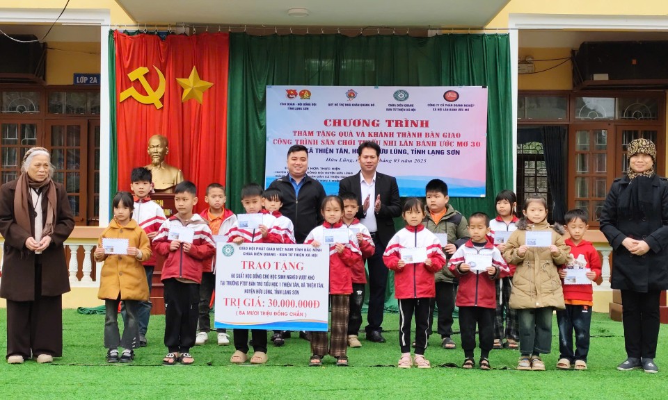 Khánh thành công trình “Sân chơi thiếu nhi lăn bánh ước mơ 30” tại huyện Hữu Lũng