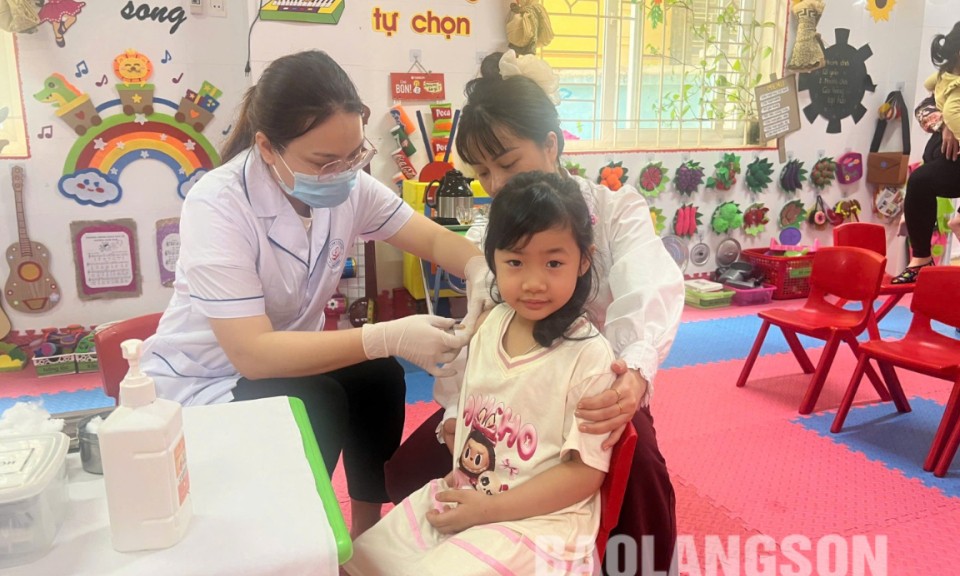 Chủ động phòng, chống bệnh sởi trong trường học