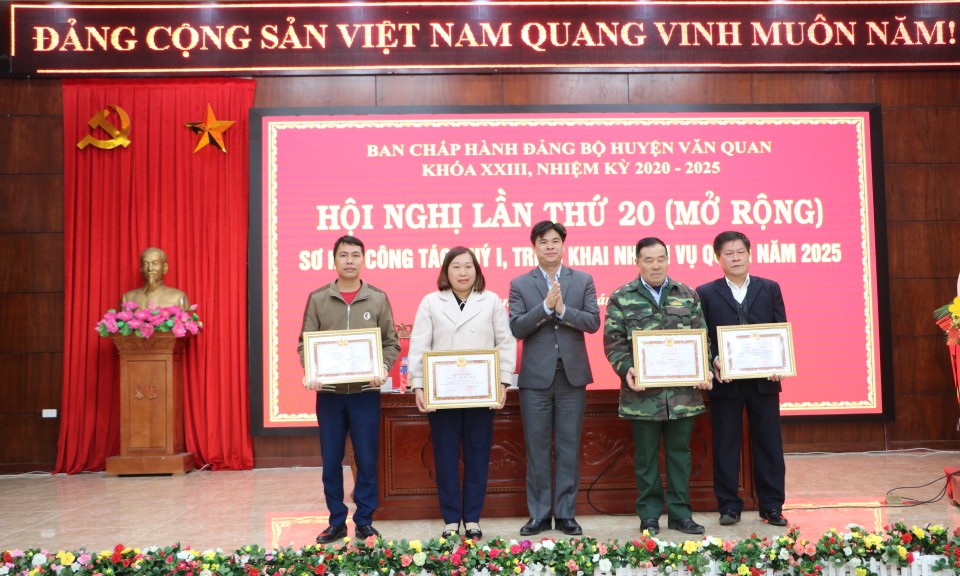 Ban Chấp hành Đảng bộ huyện Văn Quan triển khai nhiệm vụ quý II/2025