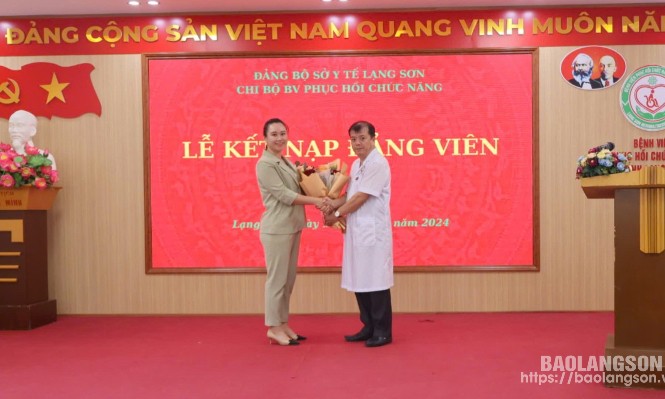 Đảng bộ Sở Y tế: Chú trọng tạo nguồn, phát triển đảng viên