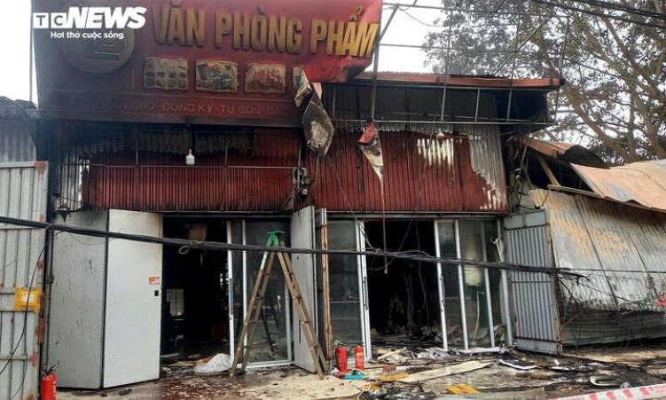 Cháy quán trà chanh ở Bắc Ninh, bé gái 2 tuổi tử vong thương tâm