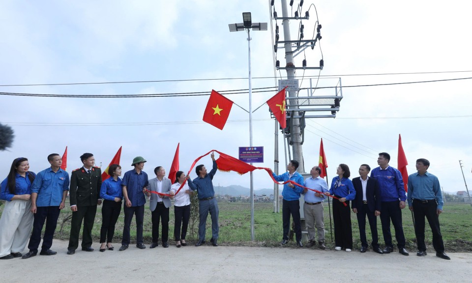 Ghi dấu sức trẻ bằng những việc làm thiết thực