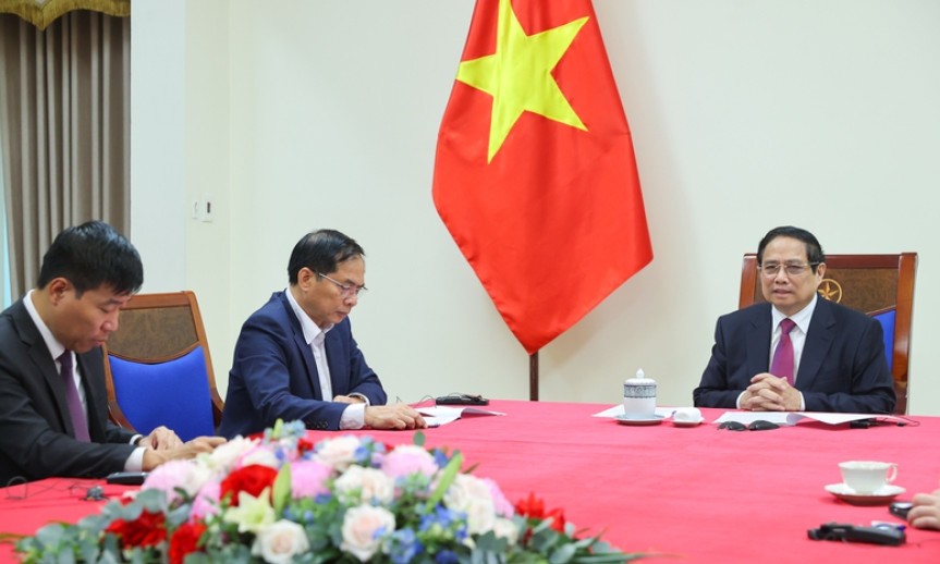 Thủ tướng Phạm Minh Chính điện đàm với Thủ tướng New Zealand
